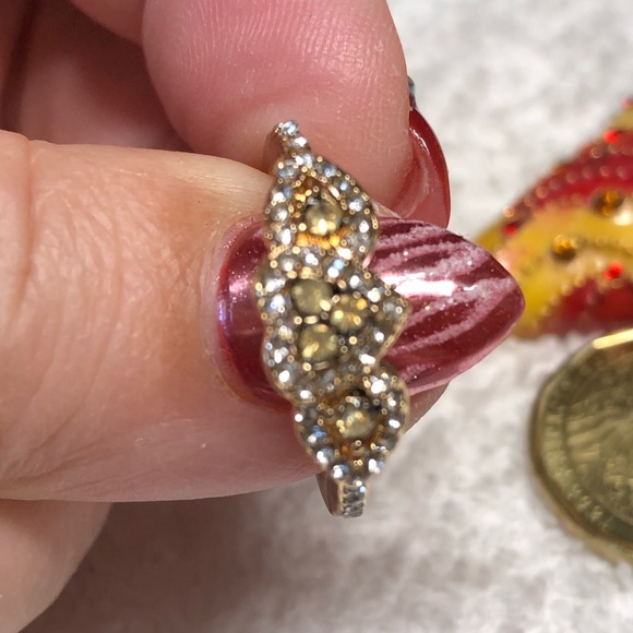 Cute heart shaped ring in topaz and white colored rhinestone NWOT - Picture 6 of 12